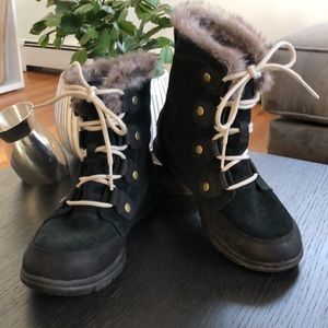SOREL explorer boot - black - size 6.5